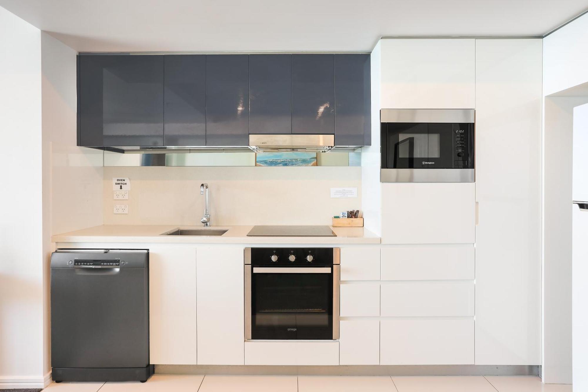 Number 1 H Residences - Wifi, Parking & More By Gold Coast Holidays Eksteriør billede